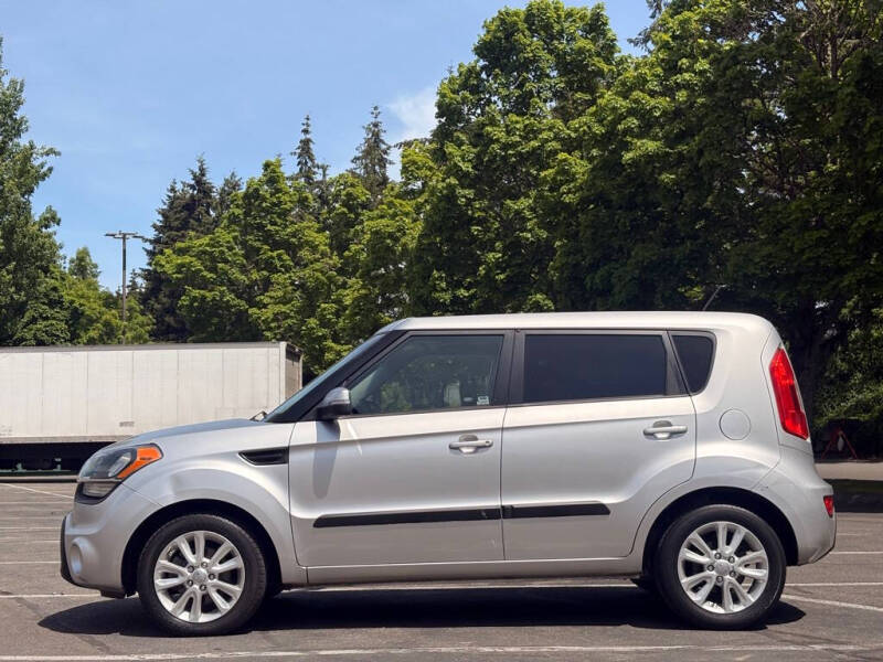 2013 Kia Soul +