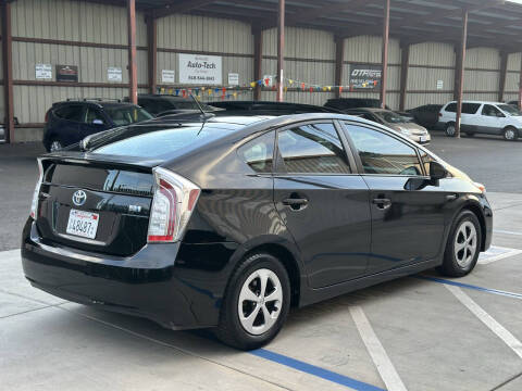 2012 Toyota Prius Two