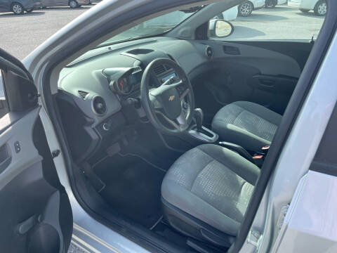 2016 Chevrolet Sonic LS Auto