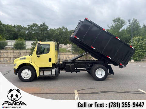 2012 Freightliner M2 106