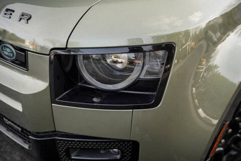 2022 Land Rover Defender 90 X-Dynamic S