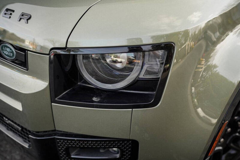 2022 Land Rover Defender 90 X-Dynamic S