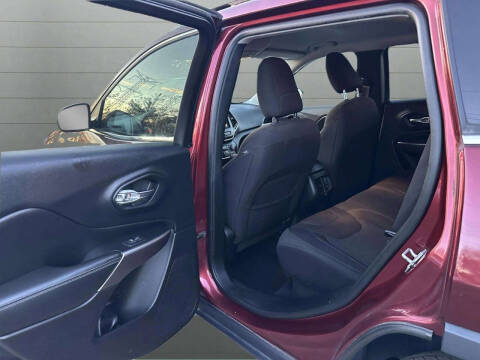 2019 Jeep Cherokee Latitude