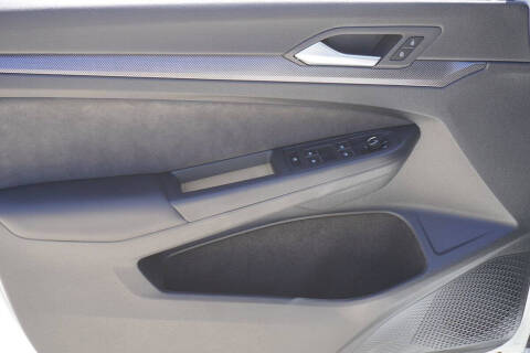 2025 Volkswagen Golf GTI S