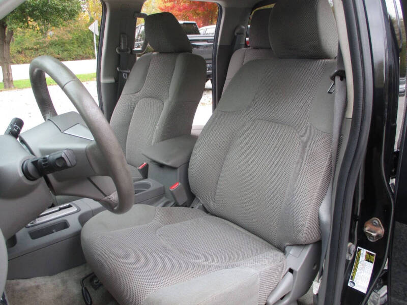 2016 Nissan Frontier SV