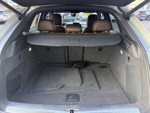 2016 Audi Q3 2.0T quattro Prestige