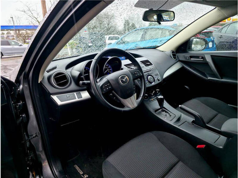 2012 Mazda MAZDA3 i Touring