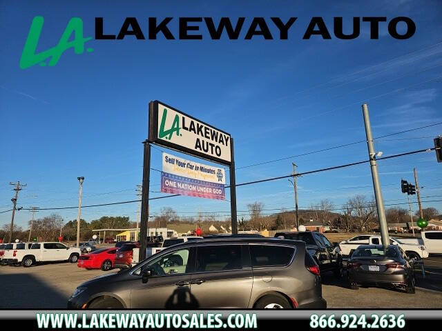 2017 Chrysler Pacifica Touring-L Plus