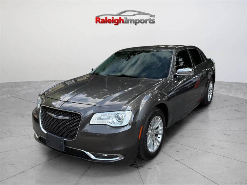 2017 Chrysler 300 C