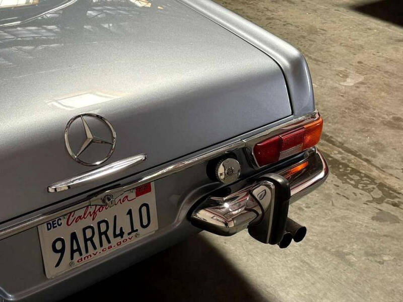 1970 Mercedes-Benz 280-Class