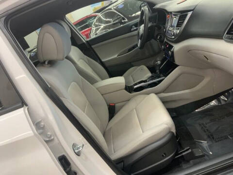 2017 Hyundai Tucson SE