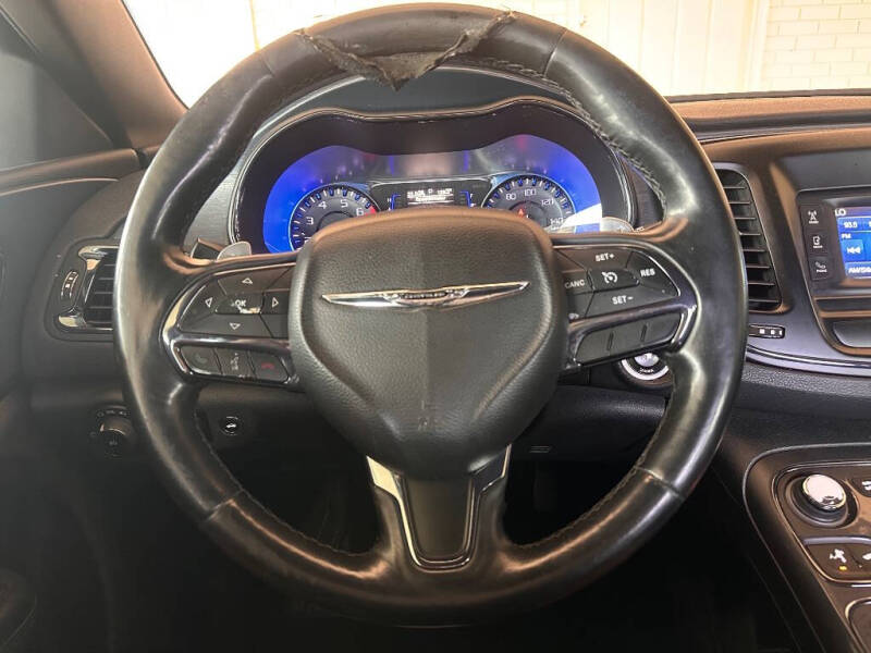 2016 Chrysler 200 S