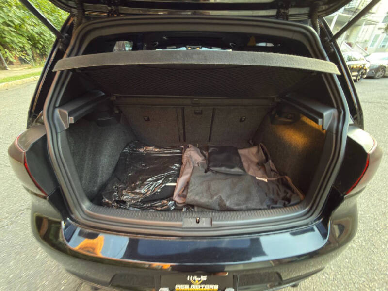 2012 Volkswagen Golf R