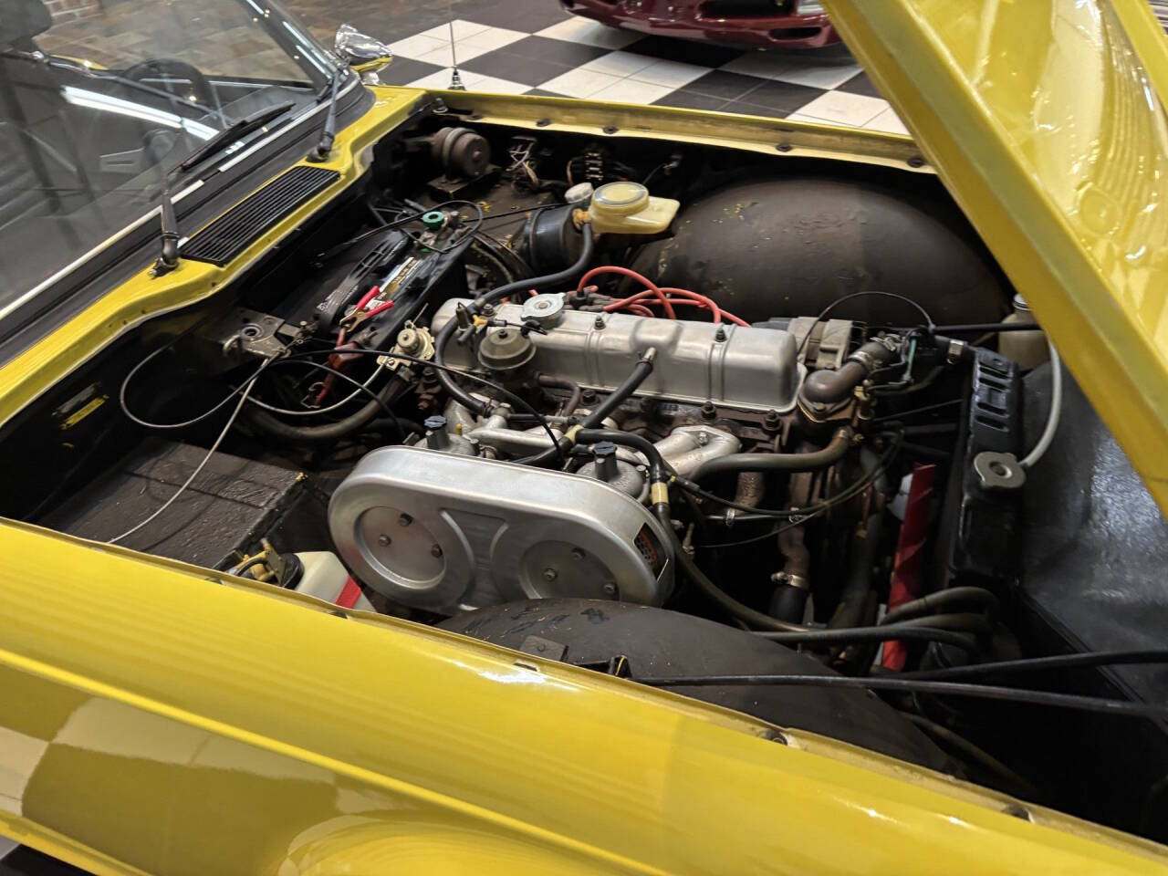 1974 Triumph TR6 14