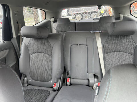 2016 Chevrolet Traverse LS