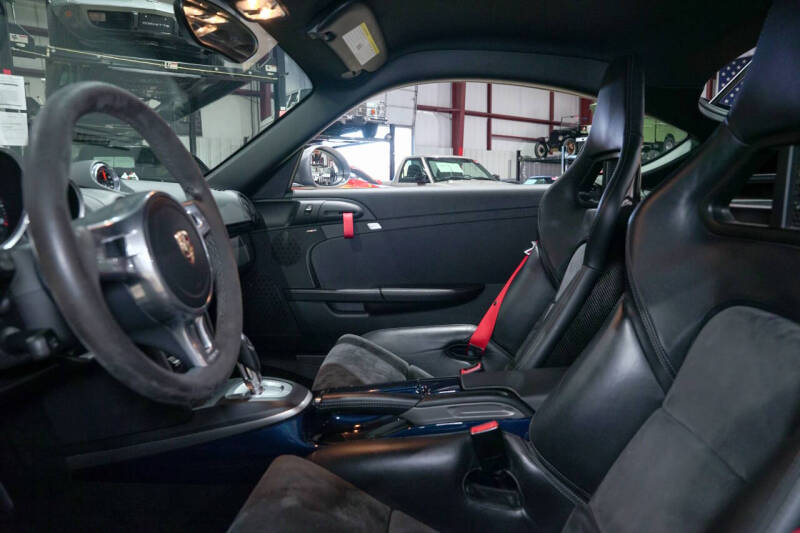 2012 Porsche Cayman R