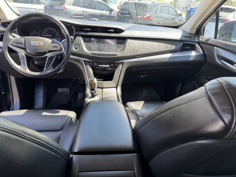 2018 Cadillac XT5 Luxury
