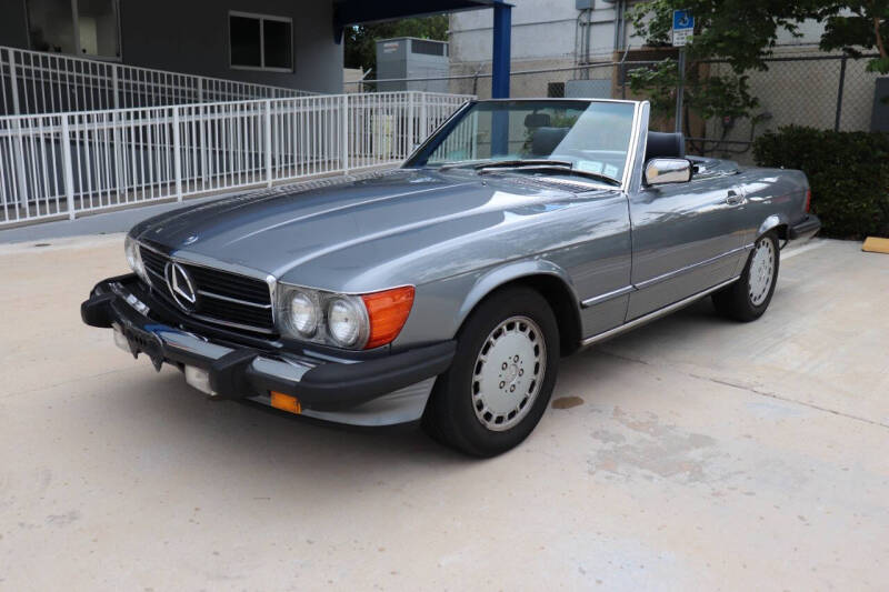 1989 Mercedes-Benz 560's photo