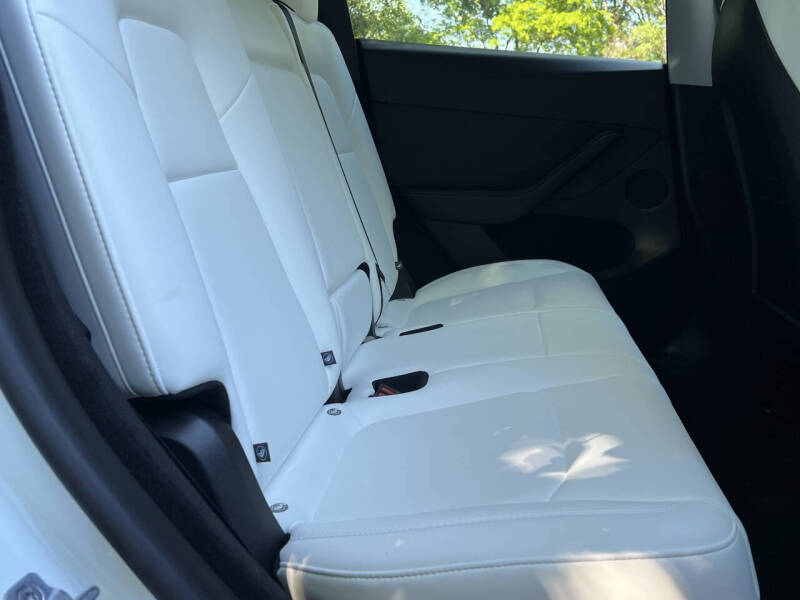 2024 Tesla Model Y Performance