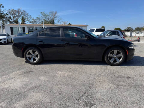2015 Dodge Charger SXT