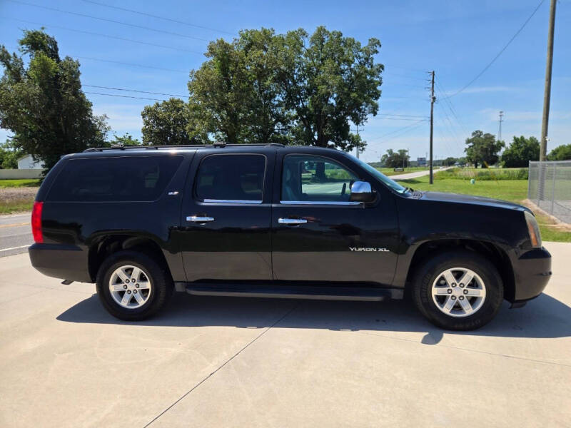 2011 GMC Yukon XL SLT