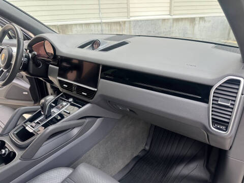 2021 Porsche Cayenne