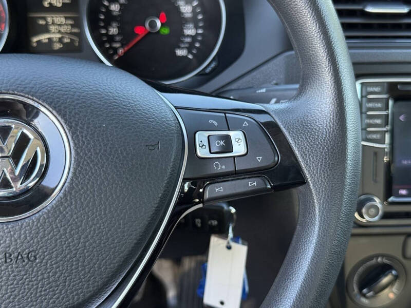 2016 Volkswagen Jetta