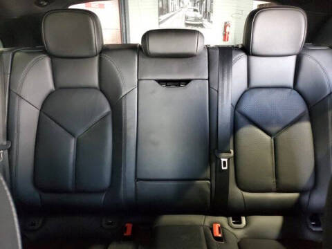 2017 Porsche Macan S