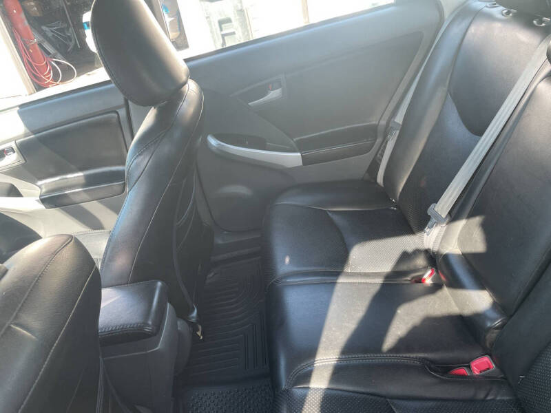 2010 Toyota Prius II