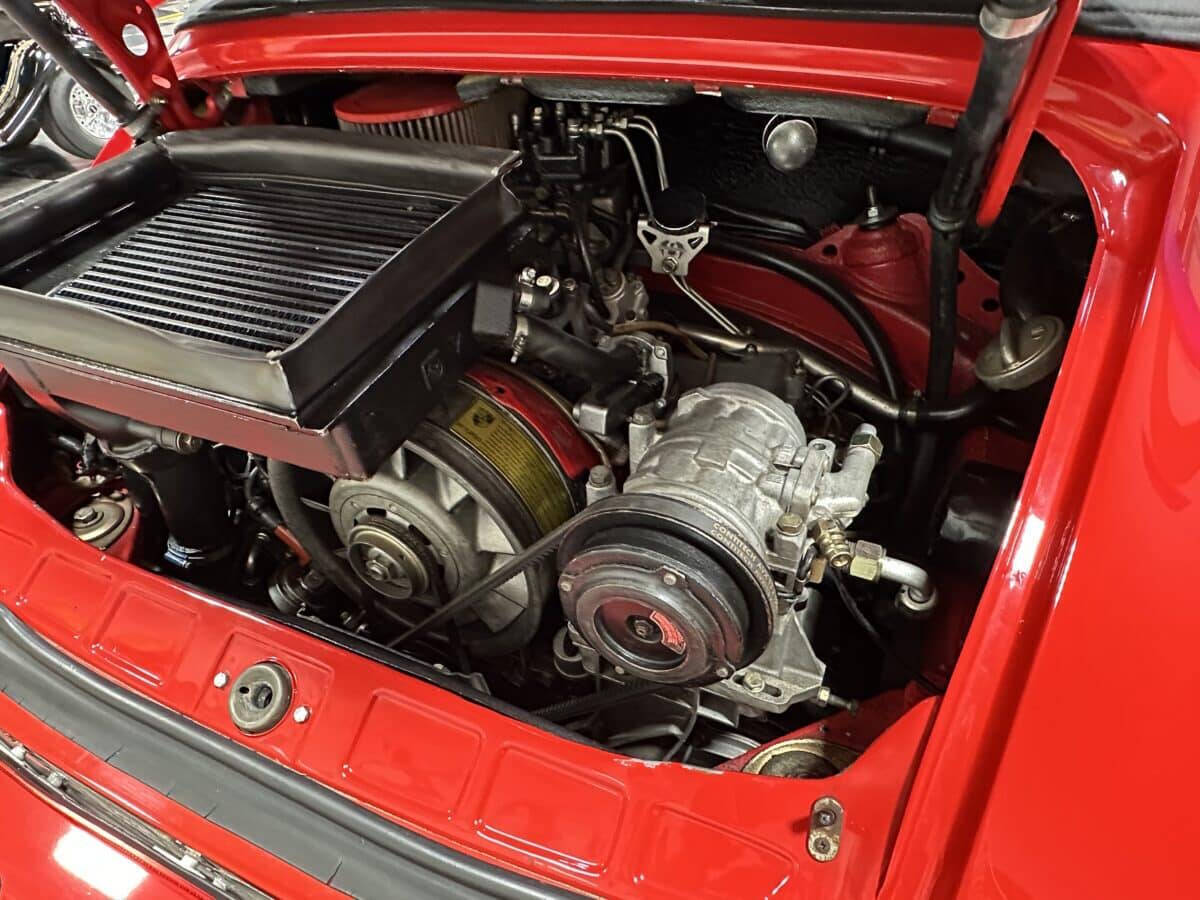 1985 Porsche 930 26