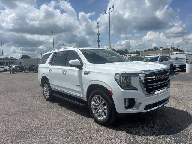 2023 GMC Yukon SLT