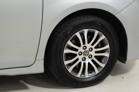 2020 Toyota Sienna XLE Premium 8-Passenger