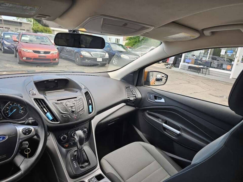 2016 Ford Escape SE