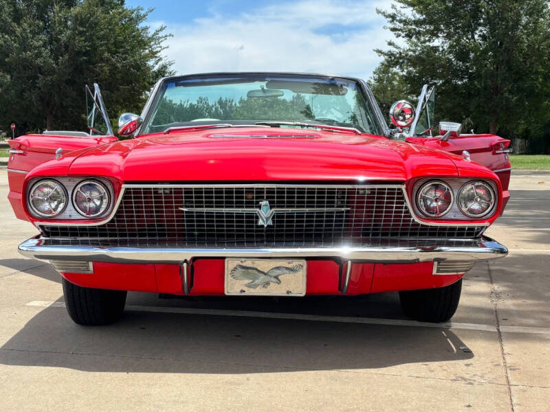 1966 Ford Thunderbird
