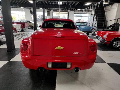 2004 Chevrolet SSR LS