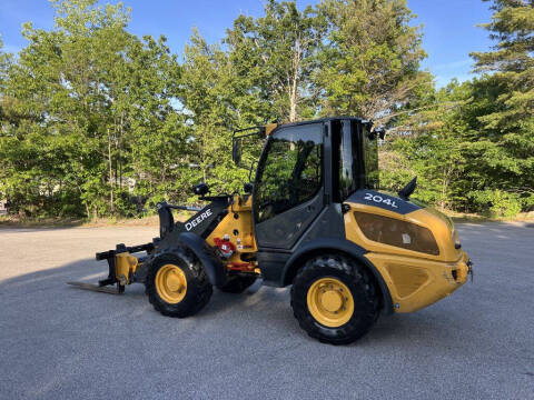 2022 John Deere 204L
