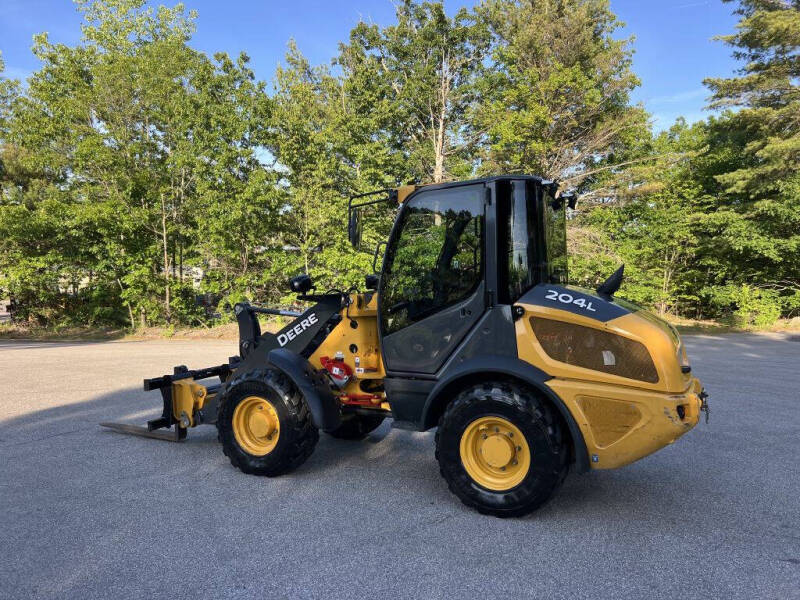 2022 John Deere 204L