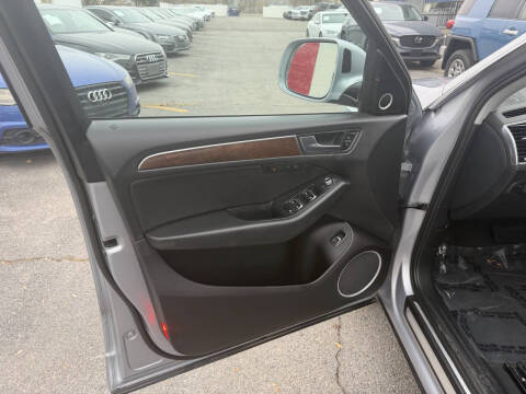 2016 Audi Q5 2.0T quattro Premium Plus