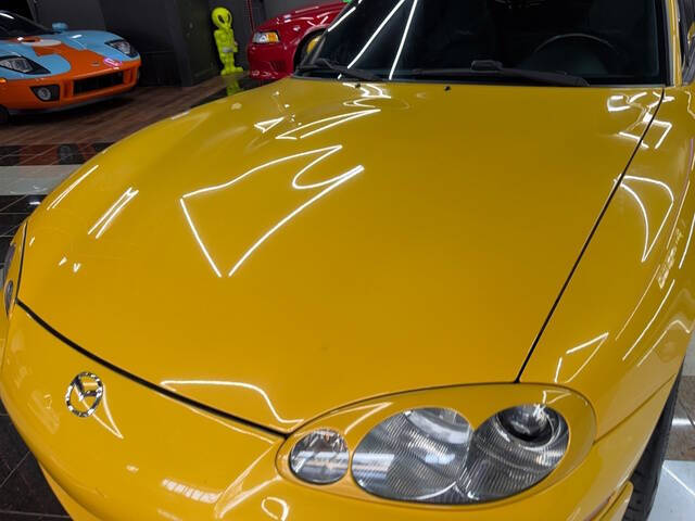 2002 Mazda MX-5 Miata SE