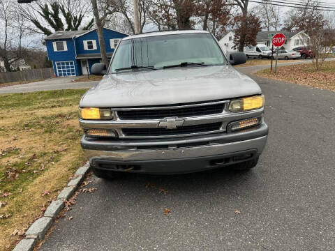 2004 Chevrolet Tahoe LS