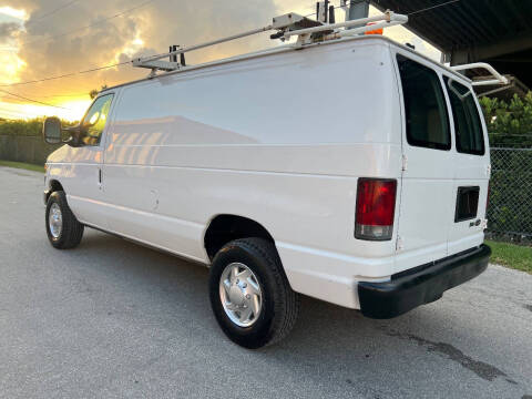 2011 Ford E-Series E-250