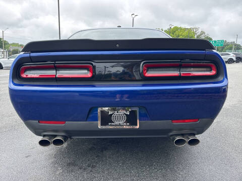 2021 Dodge Challenger SXT