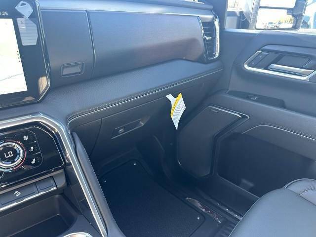 2025 GMC Sierra 2500HD