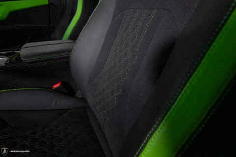 2024 Lamborghini Urus S