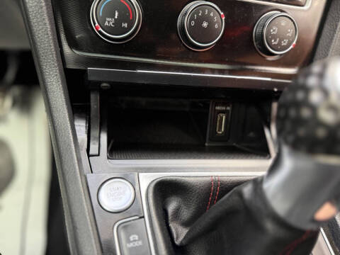 2015 Volkswagen Golf GTI S