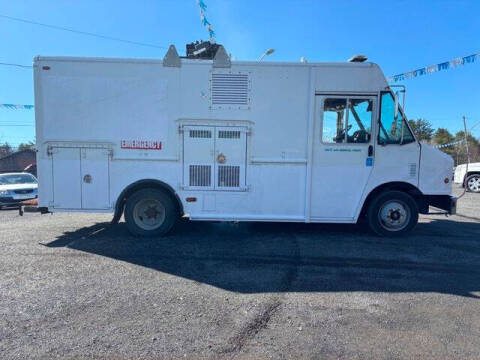 2014 Freightliner MT45 Chassis