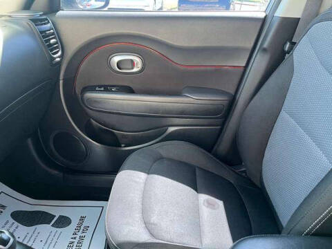 2018 Kia Soul +