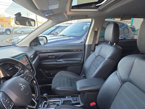 2019 Mitsubishi Outlander SE