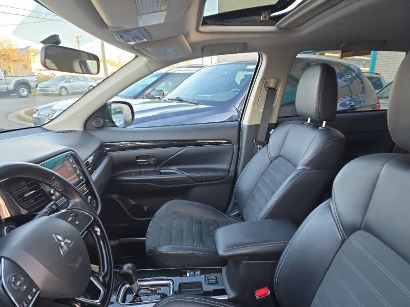 2019 Mitsubishi Outlander SE