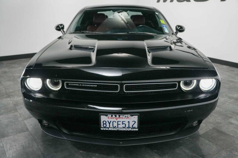 2021 Dodge Challenger SXT